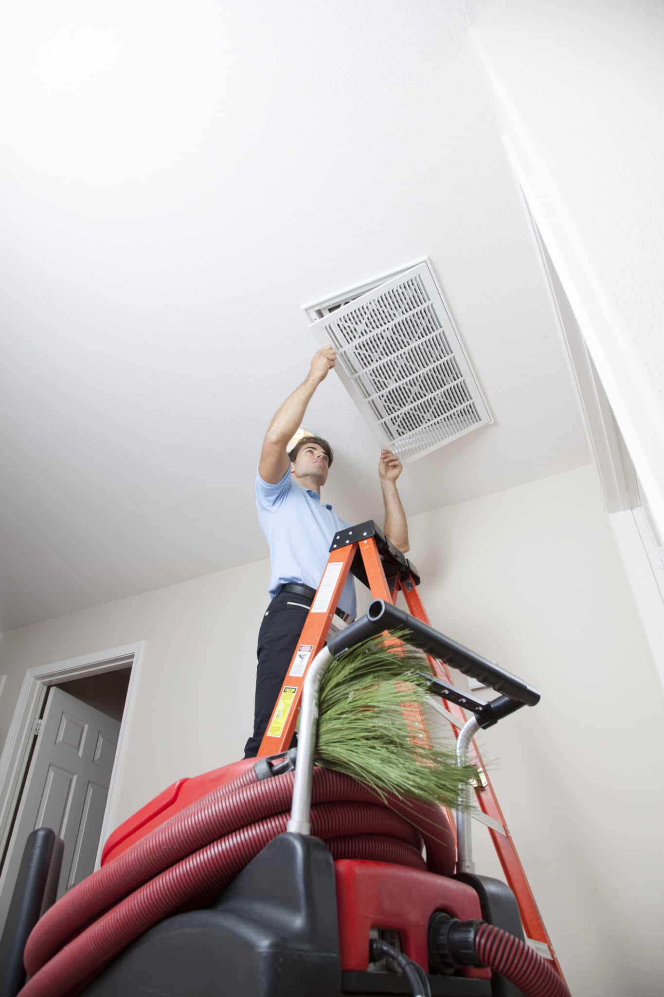 AC Maintenance-Cleaning Air Ducts.